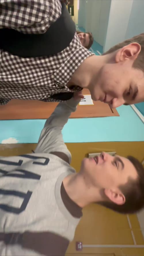 Video AgADPHMAAq0AAThJ_02071b75-7aba-450c-a946-bf1835bf80bb.mov