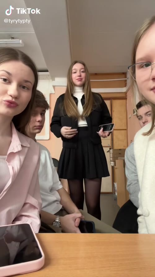 Video AgADenQAAk1AMUk_aacdf9f8-2773-49f0-8e2b-311406ae7567.mp4