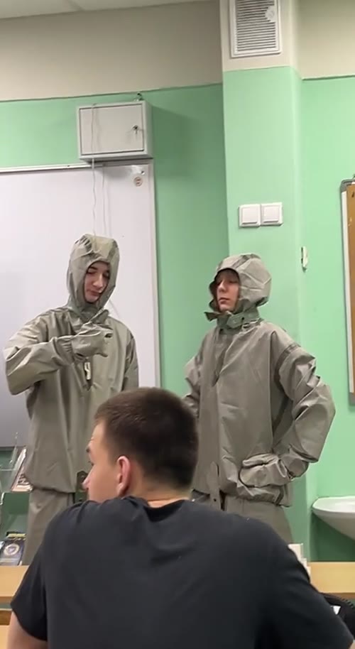 Video AgADiWgAArfPOEk_6c05a7e2-4df3-4b8a-a572-6cf916a58dce.mp4